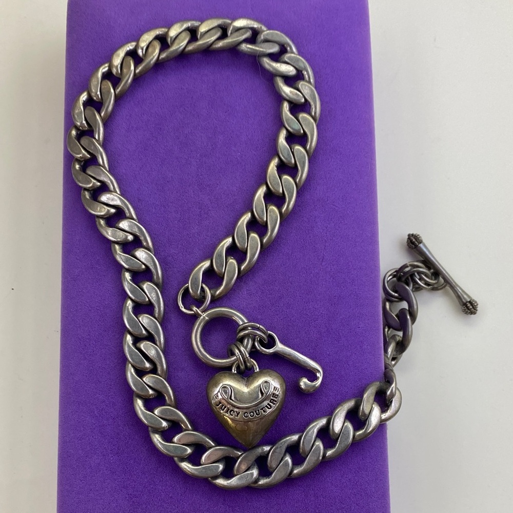 💛 Y2K Juicy Couture Silver Gun Metal Heart Charm Necklace - Picture 2 of 5